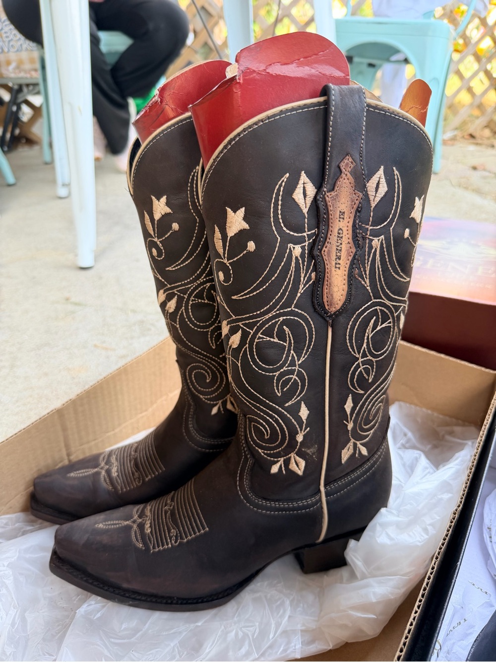 El General Black Western Embroidered Cowgirl Boots with Red Lining